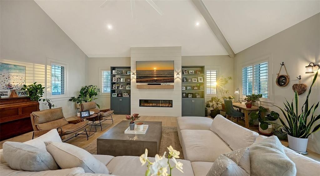 1300 Tangier Way, Sarasota, FL 34239 Photo