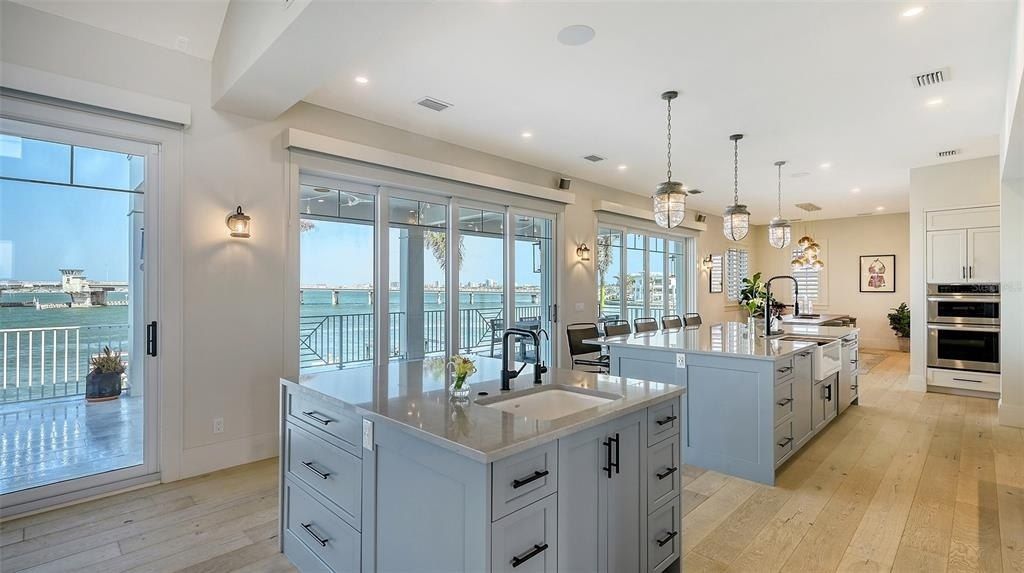 1300 Tangier Way, Sarasota, FL 34239 Photo