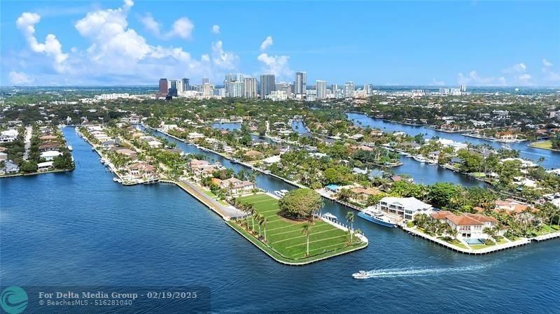 1818 SE 10th St, Fort Lauderdale, FL 33316 Photo