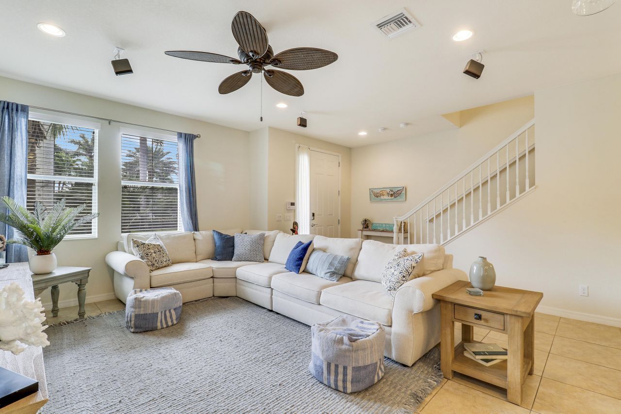 1227 N Community Drive, Jupiter, FL 33458 Photo