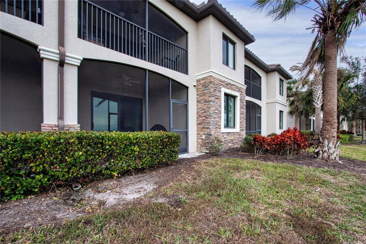 5548 Palmer Circle, Unit 102, Bradenton, FL 34211 Photo