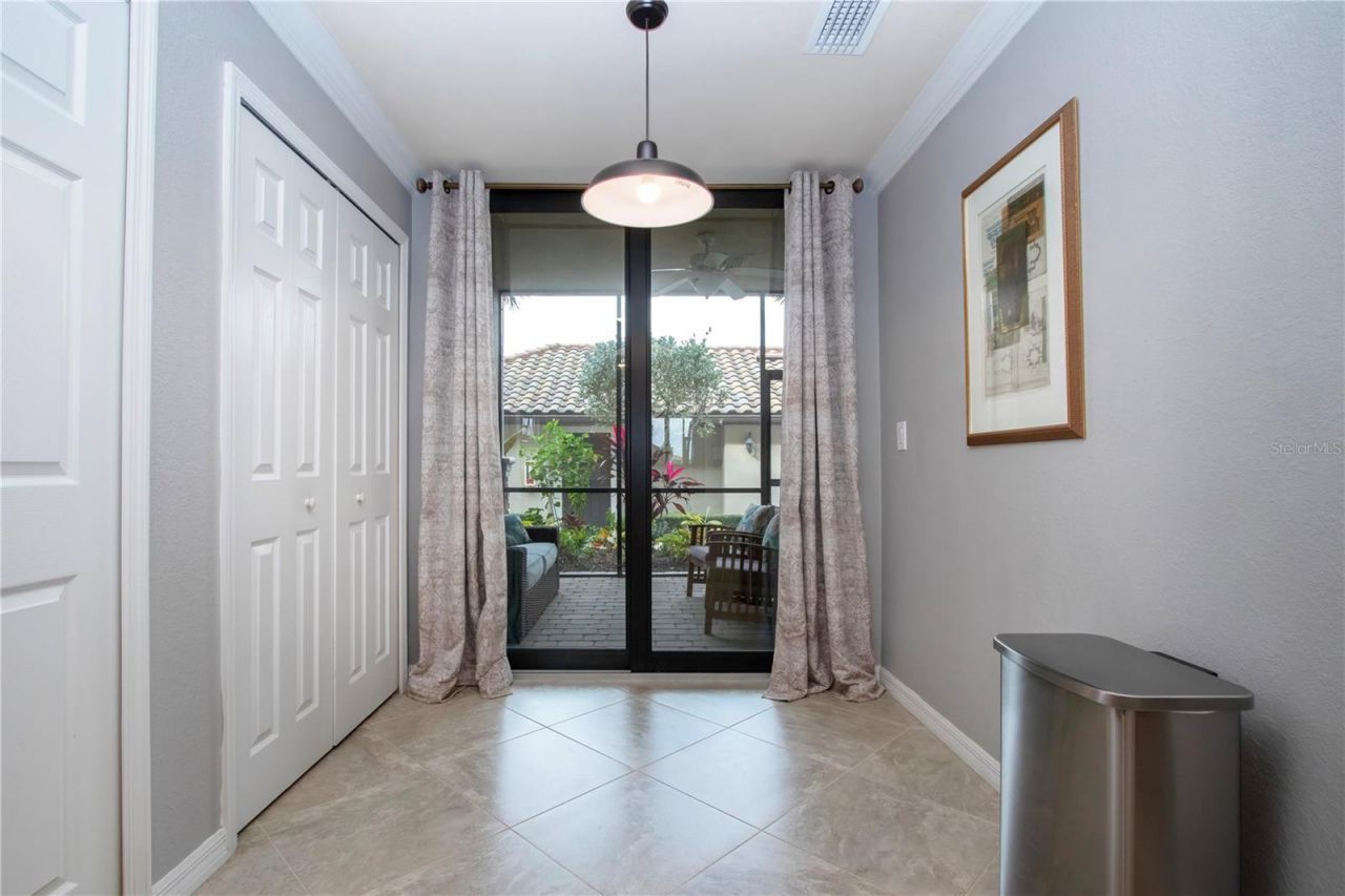 5548 Palmer Circle, Unit 102, Bradenton, FL 34211 Photo