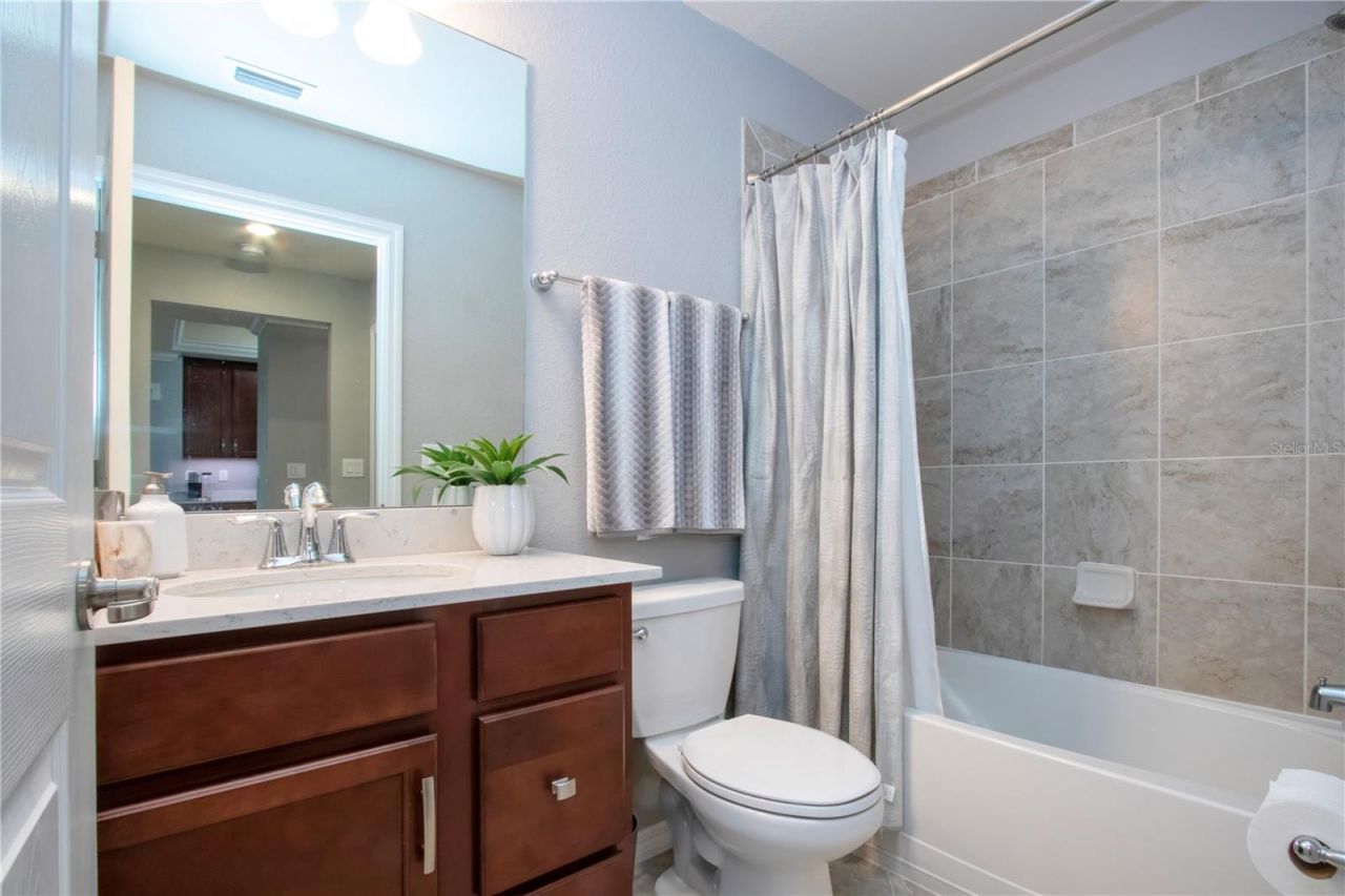 5548 Palmer Circle, Unit 102, Bradenton, FL 34211 Photo