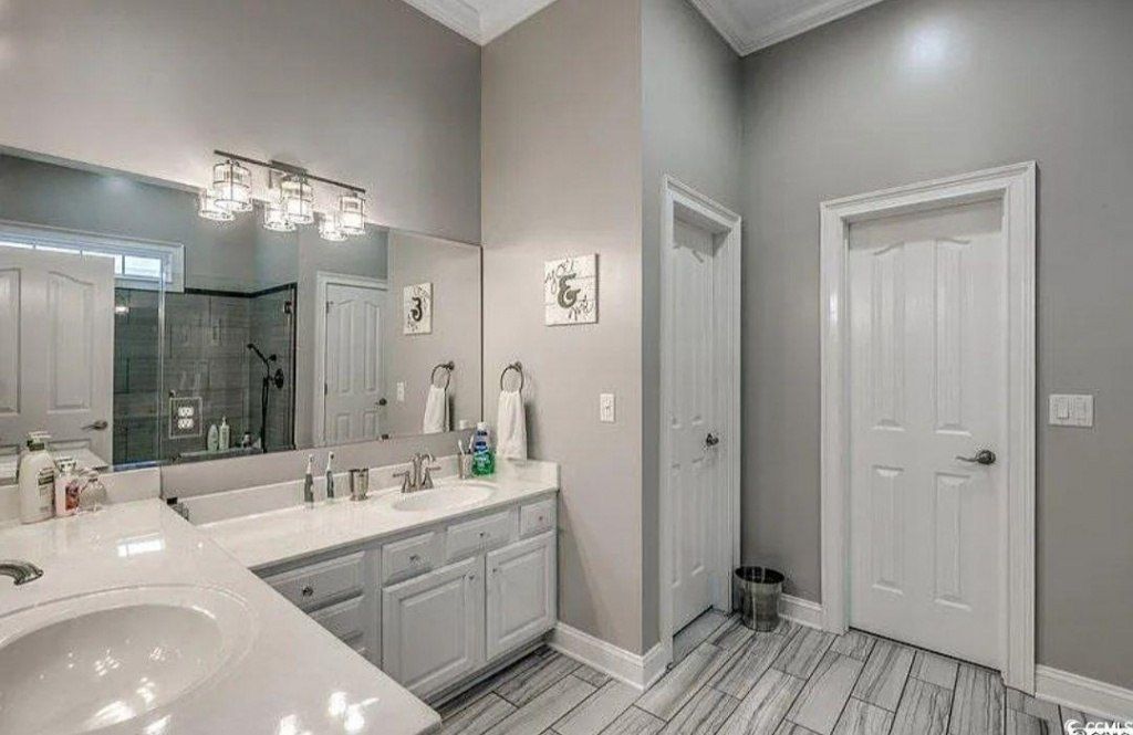 2314 Clandon Dr. Photo 7