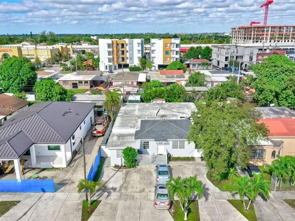 859 E 23rd St, Hialeah, FL 33013