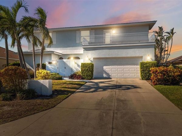 727 KEY ROYALE DRIVE, HOLMES BEACH, FL 34217