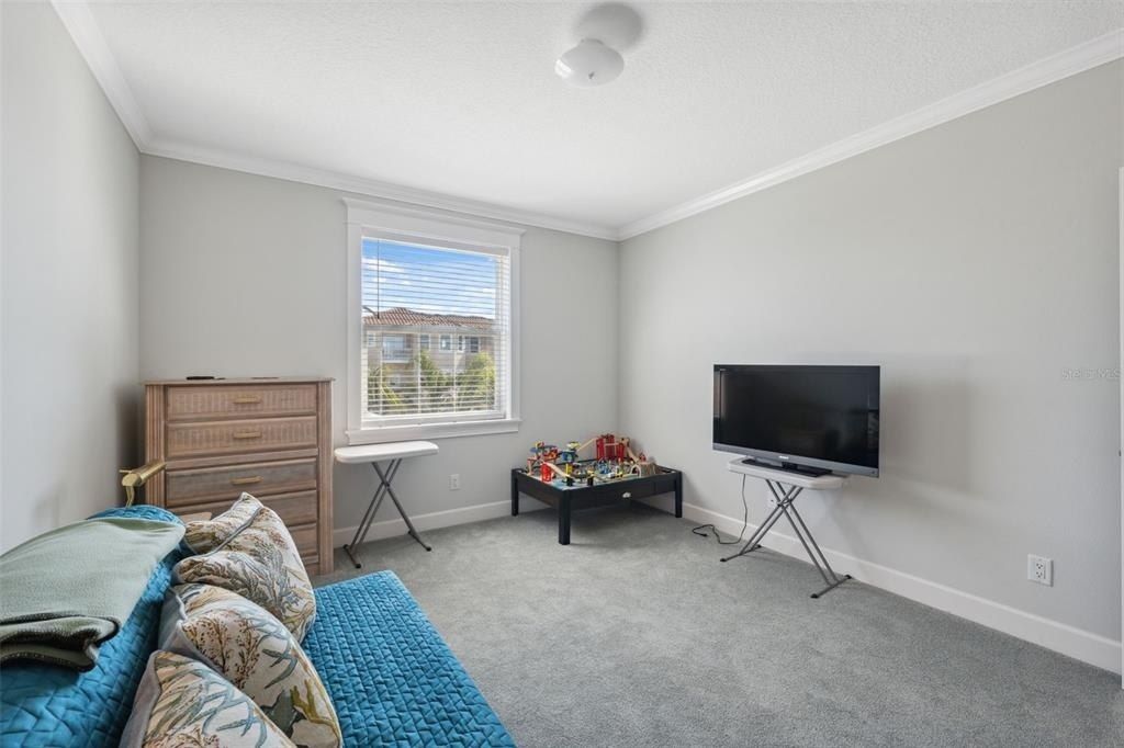 727 Key Royale Drive, Holmes Beach, FL 34217 Photo