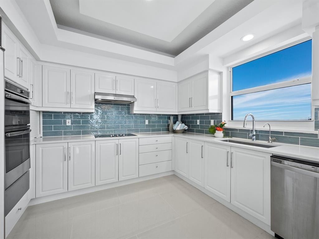 3010 Grand Bay Boulevard, Unit 482, Longboat Key, FL 34228 Photo