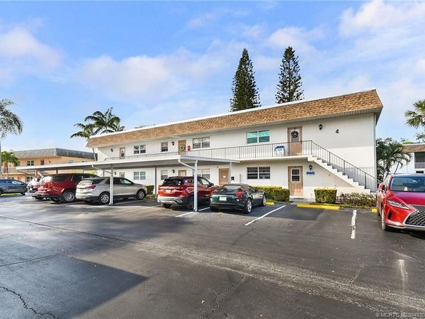 2950 SE Ocean Boulevard, Unit 4-4, Stuart, FL 34996