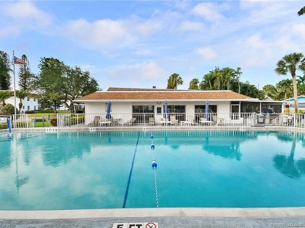 2950 SE Ocean Boulevard, Unit 4-4, Stuart, FL 34996