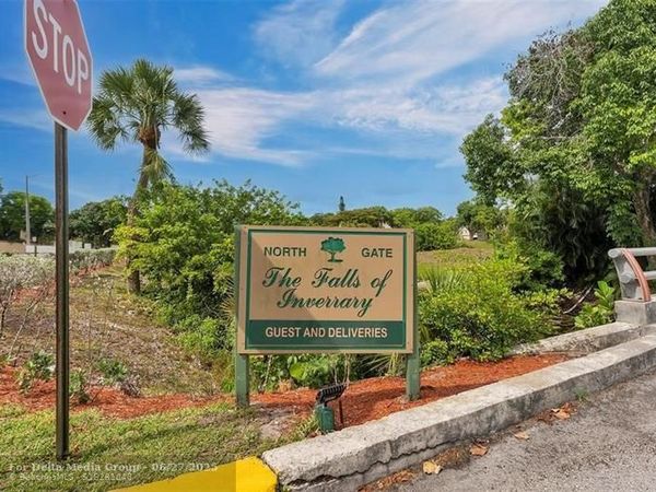 6061 N Falls Circle Dr, Unit 107, Lauderhill, FL 33319