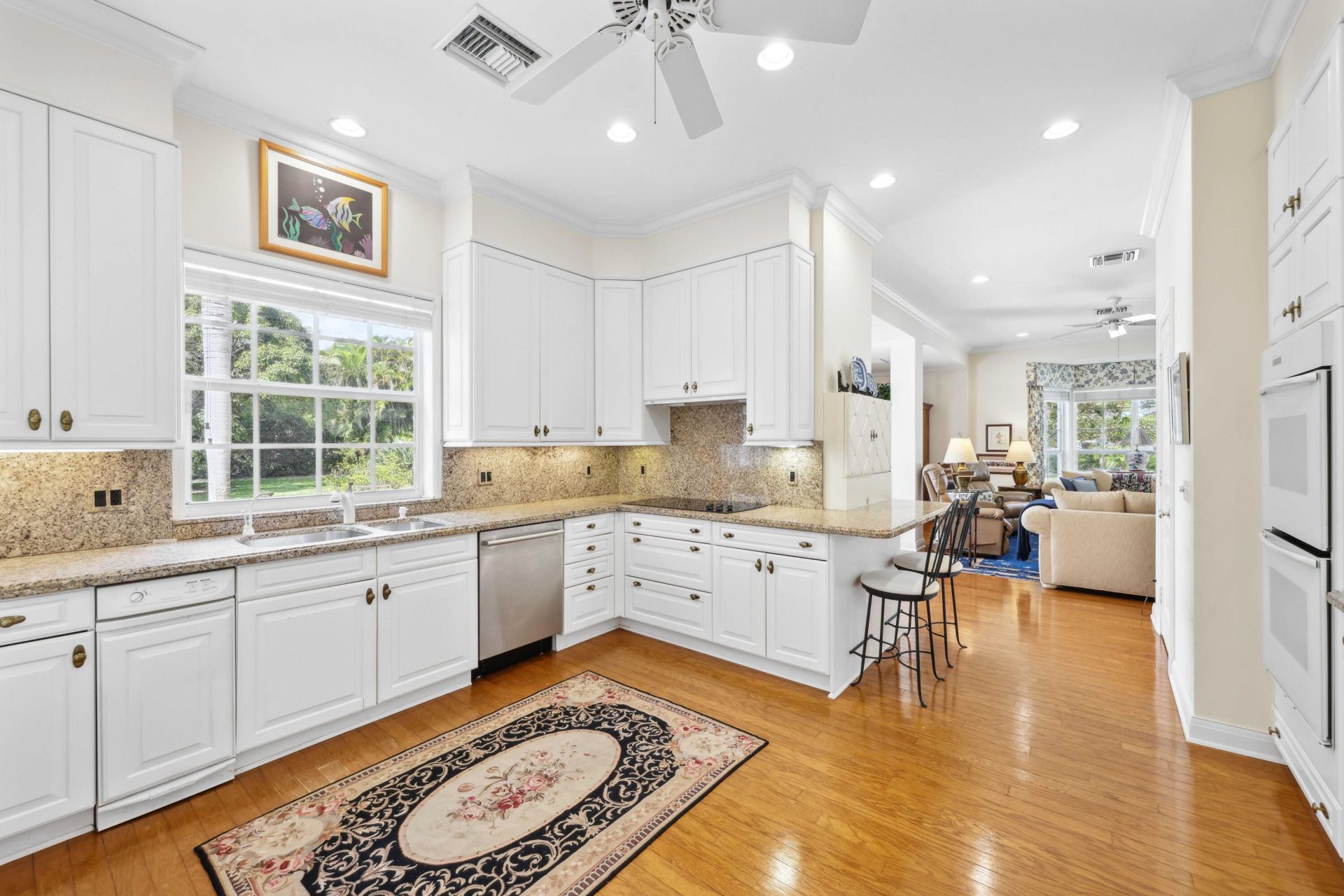 26 Country Road, Village of Golf, FL 33436 Photo