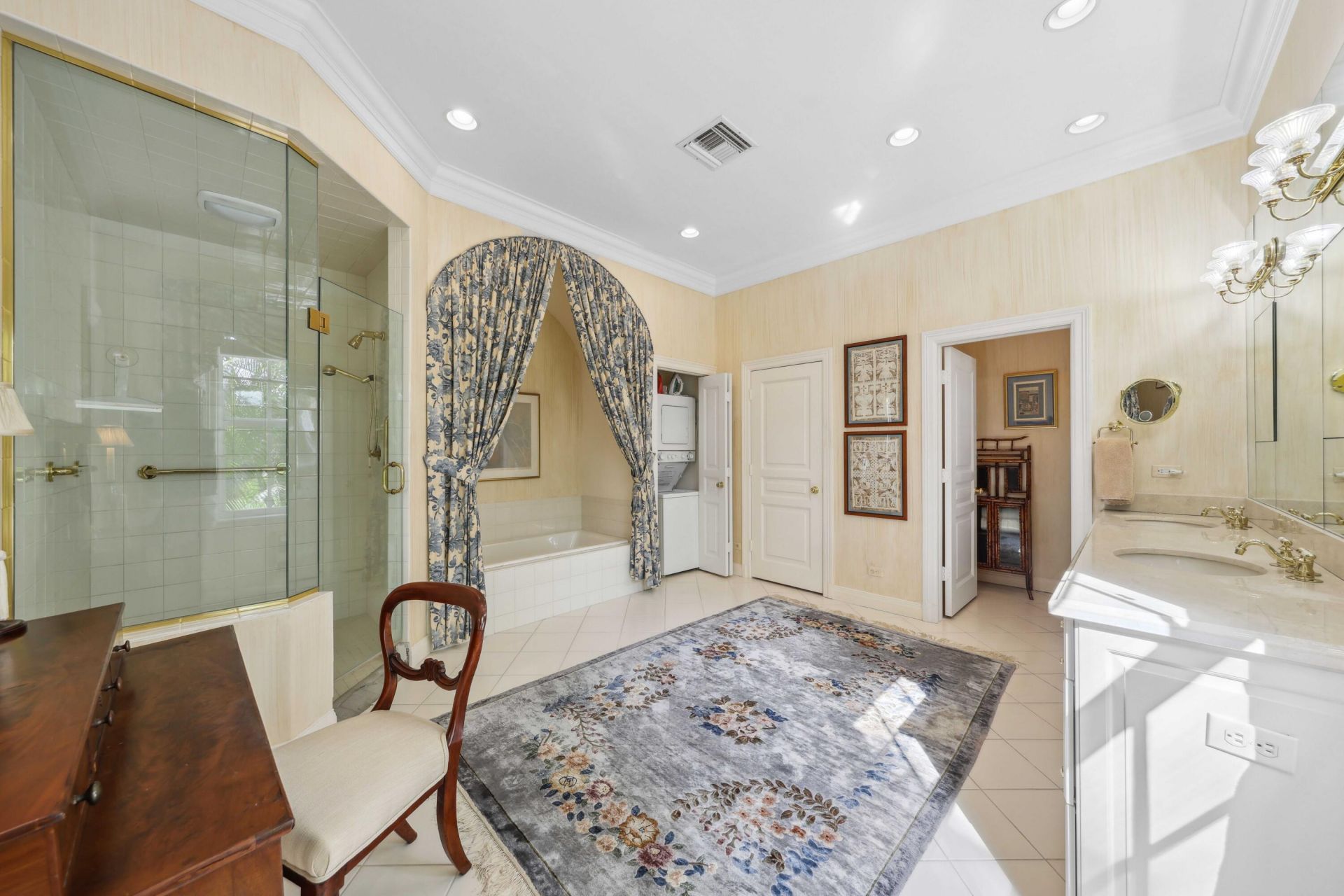 26 Country Road, Village of Golf, FL 33436 Photo