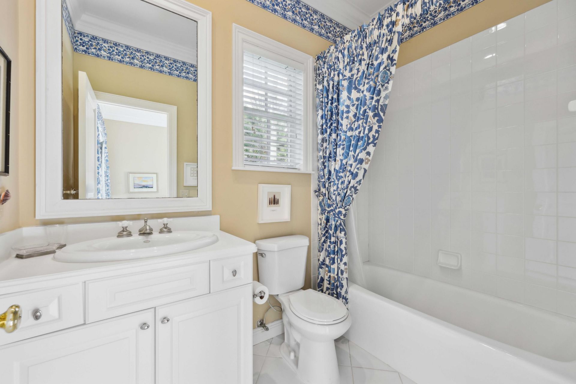 26 Country Road, Village of Golf, FL 33436 Photo