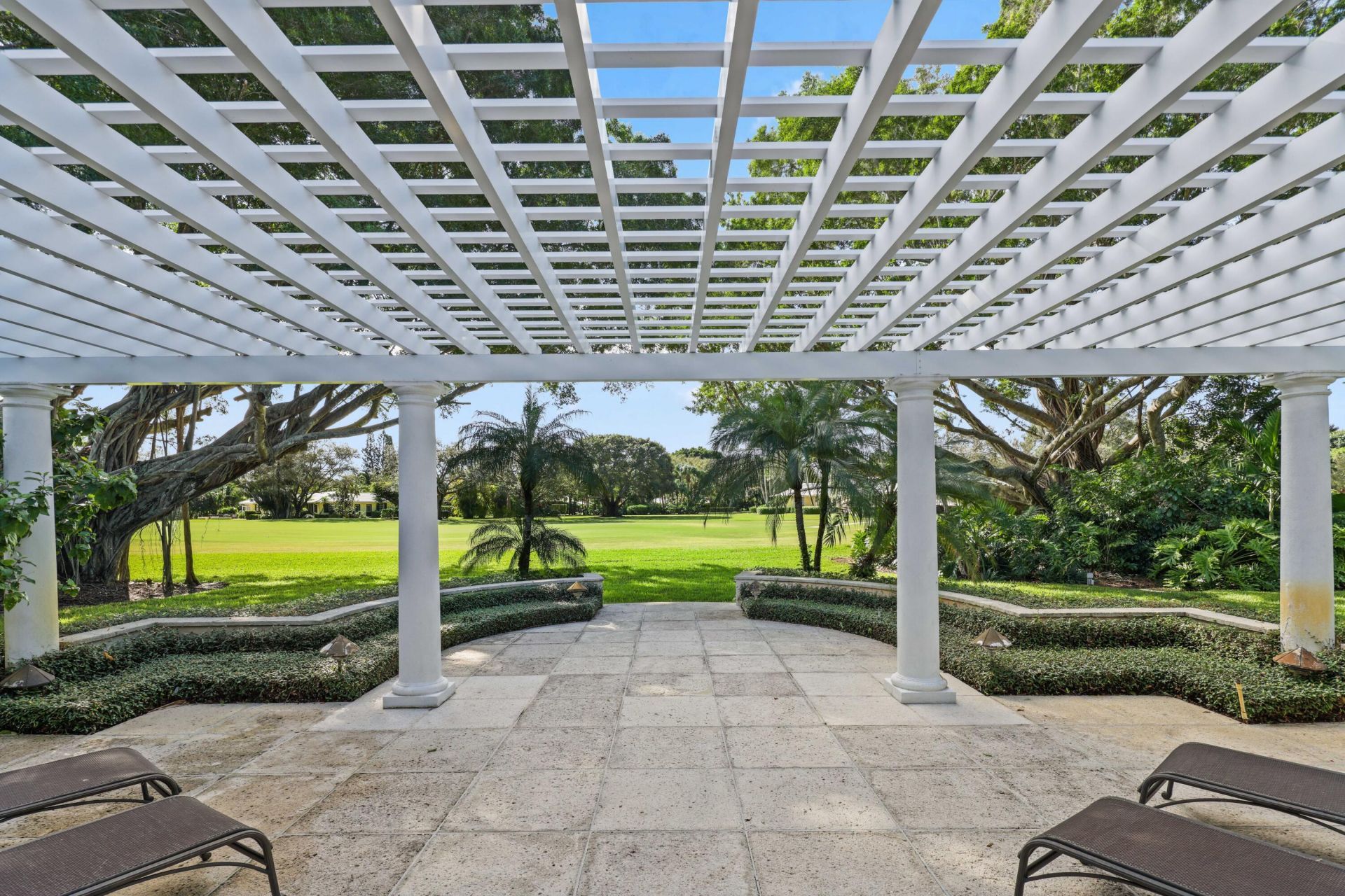 26 Country Road, Village of Golf, FL 33436 Photo