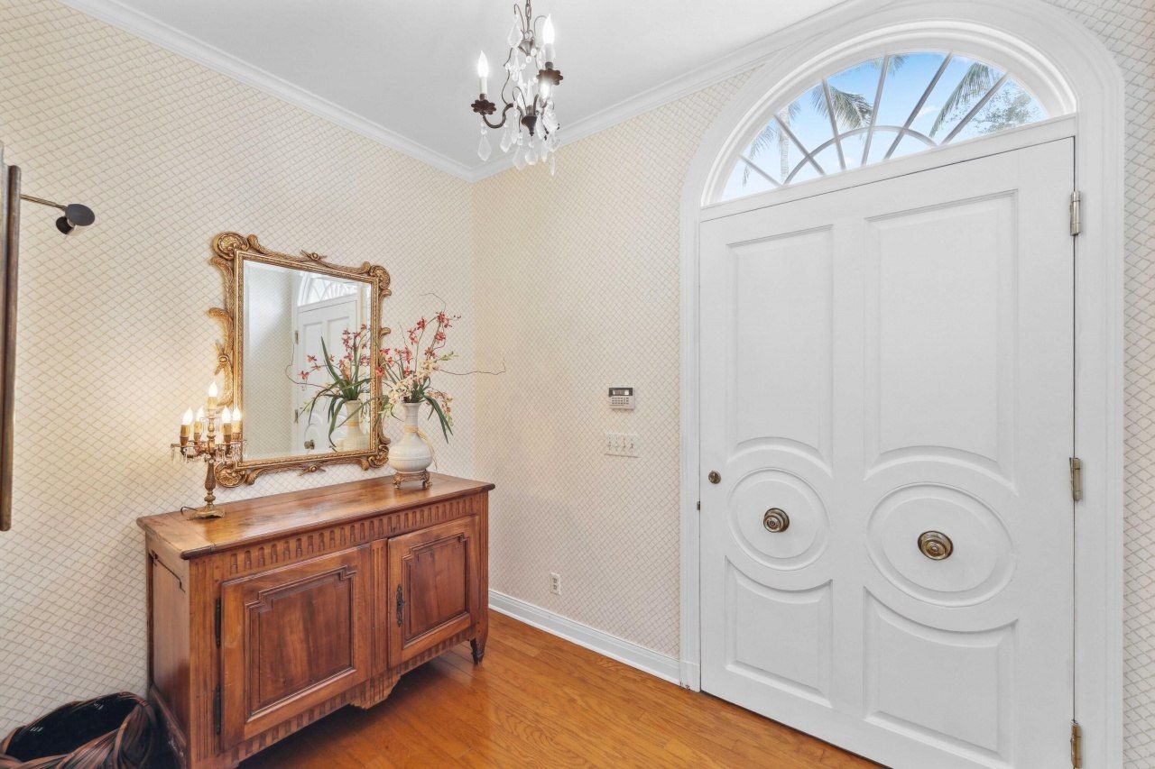 26 Country Road, Village of Golf, FL 33436 Photo