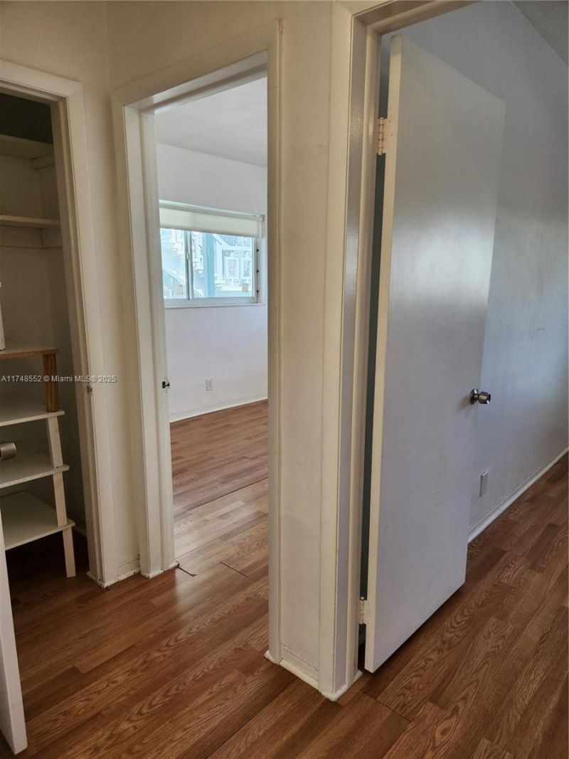 455 Golden Isles Dr, Unit 309, Hallandale Beach, FL 33009 Photo