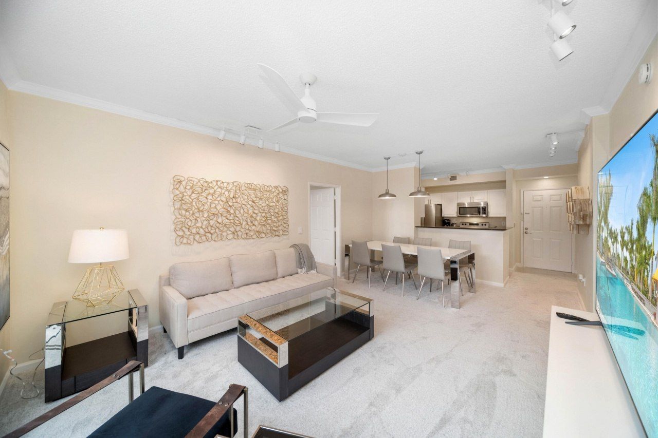 720 S Sapodilla Avenue, Unit 301, West Palm Beach, FL 33401 Photo