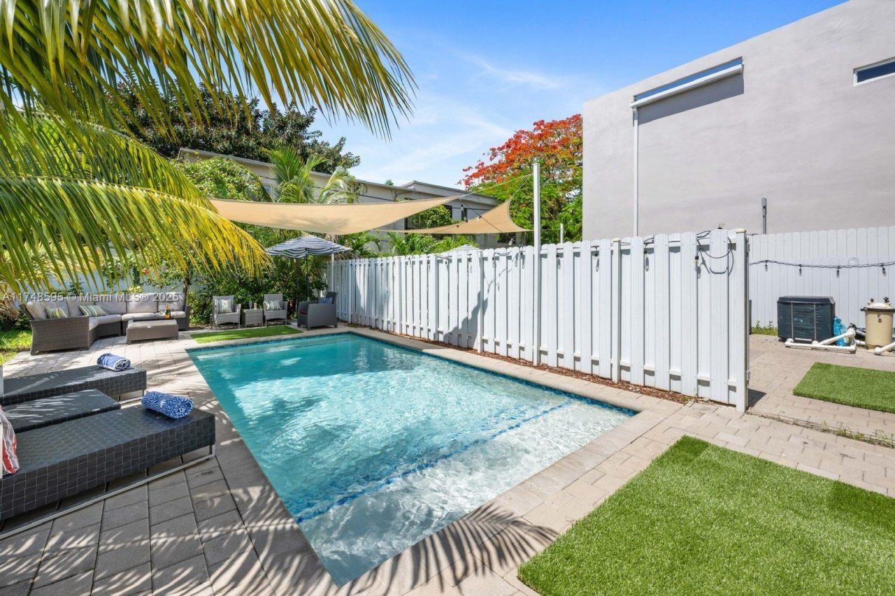 3570 SW 23rd St, Unit 3570, Miami, FL 33145 Photo