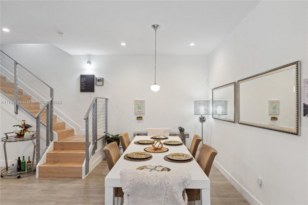 3570 SW 23rd St, Unit 3570, Miami, FL 33145 Photo