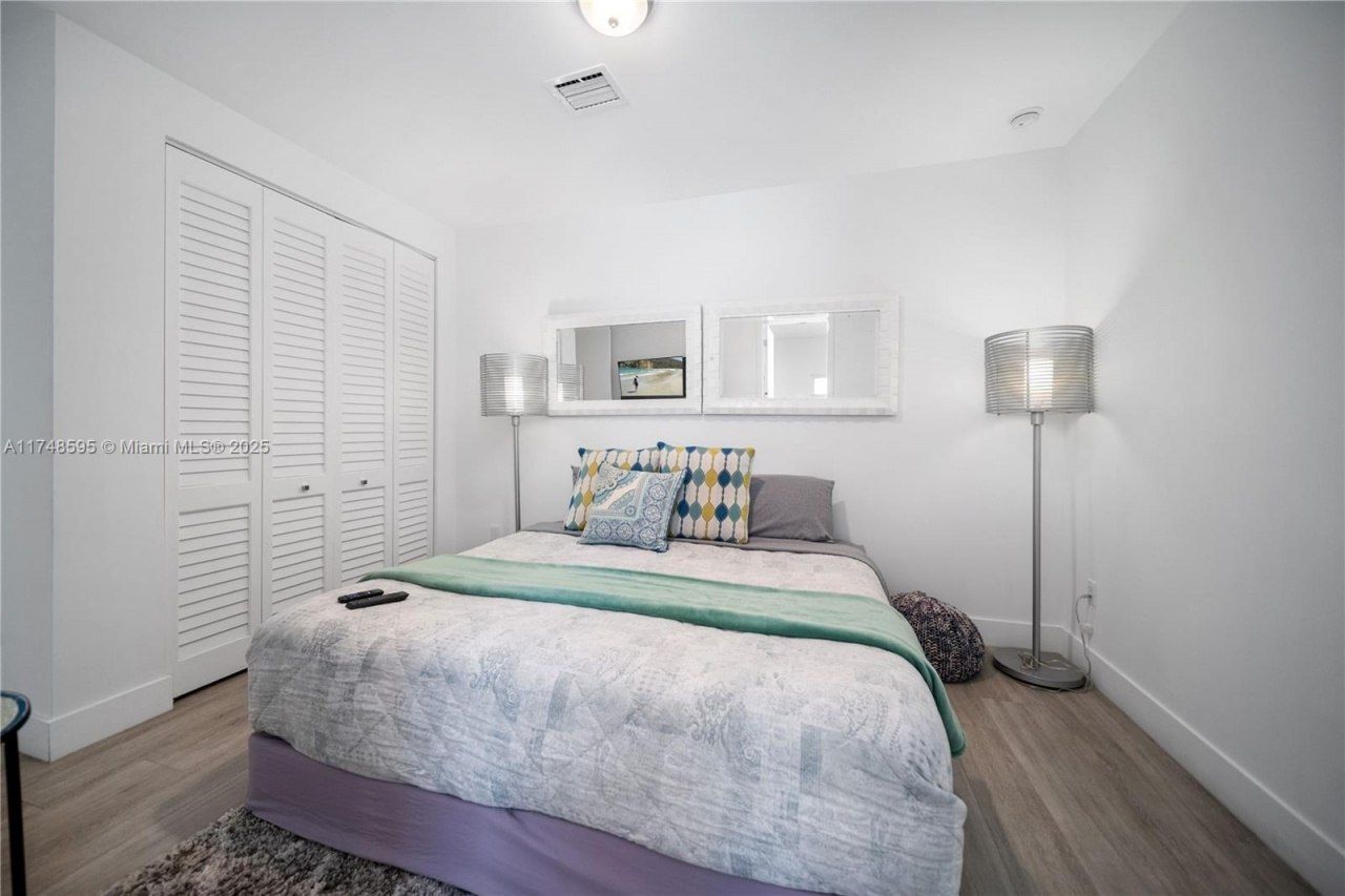 3570 SW 23rd St, Unit 3570, Miami, FL 33145 Photo