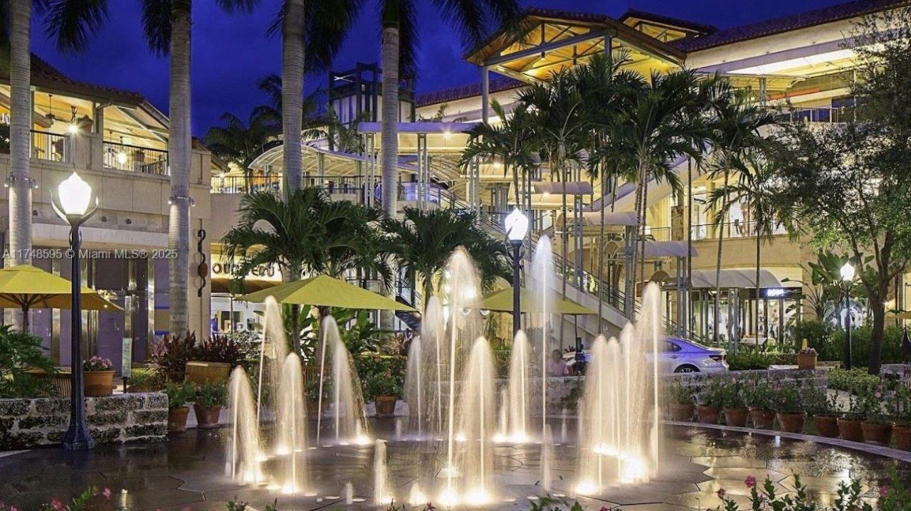 3570 SW 23rd St, Unit 3570, Miami, FL 33145 Photo