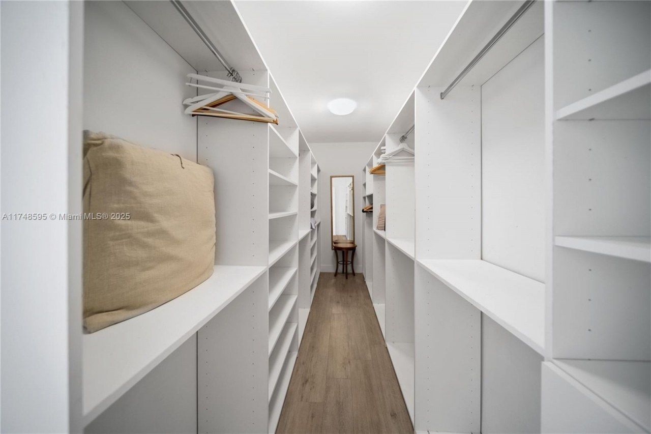 3570 SW 23rd St, Unit 3570, Miami, FL 33145 Photo