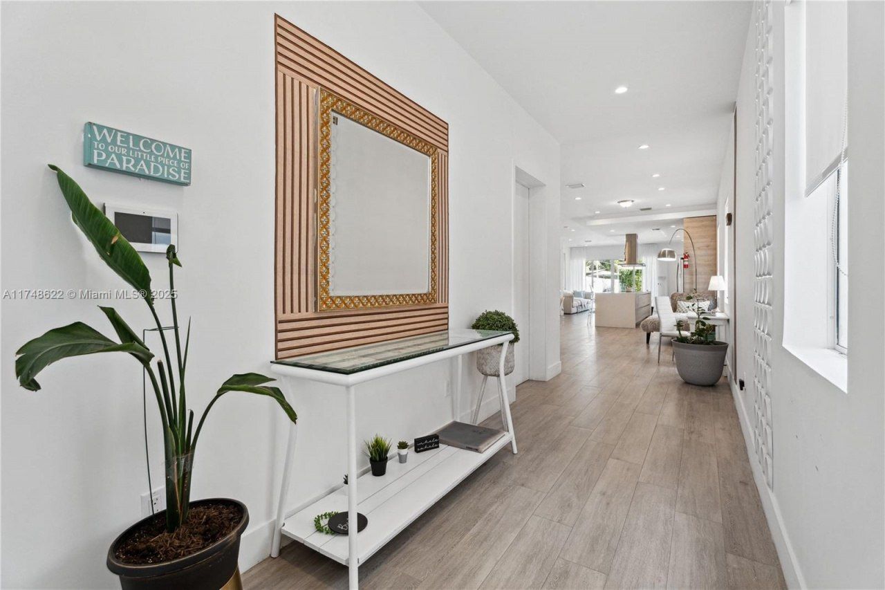 3572 SW 23rd St, Unit 3572, Miami, FL 33145 Photo