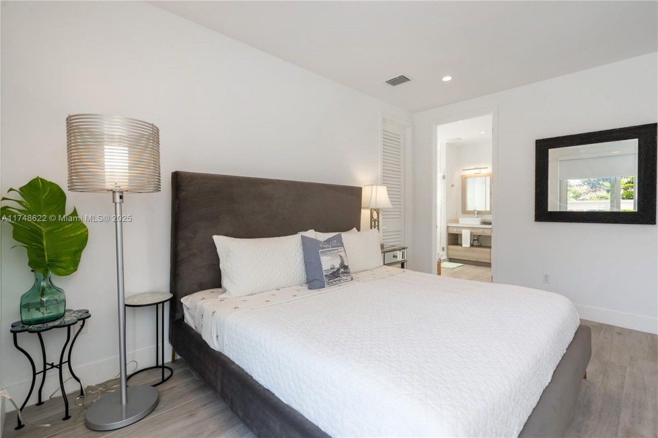 3572 SW 23rd St, Unit 3572, Miami, FL 33145 Photo