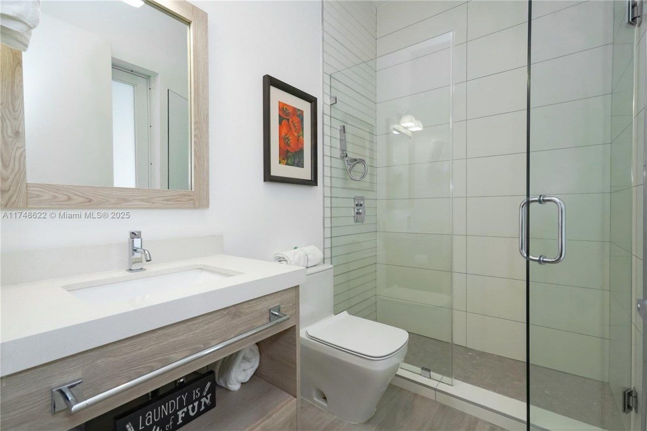 3572 SW 23rd St, Unit 3572, Miami, FL 33145 Photo