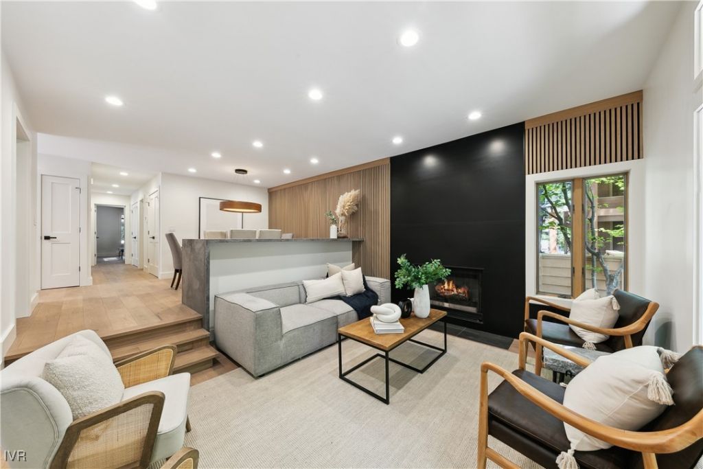 170 Village Boulevard, Unit 4, Incline Village, NV 89451 Photo