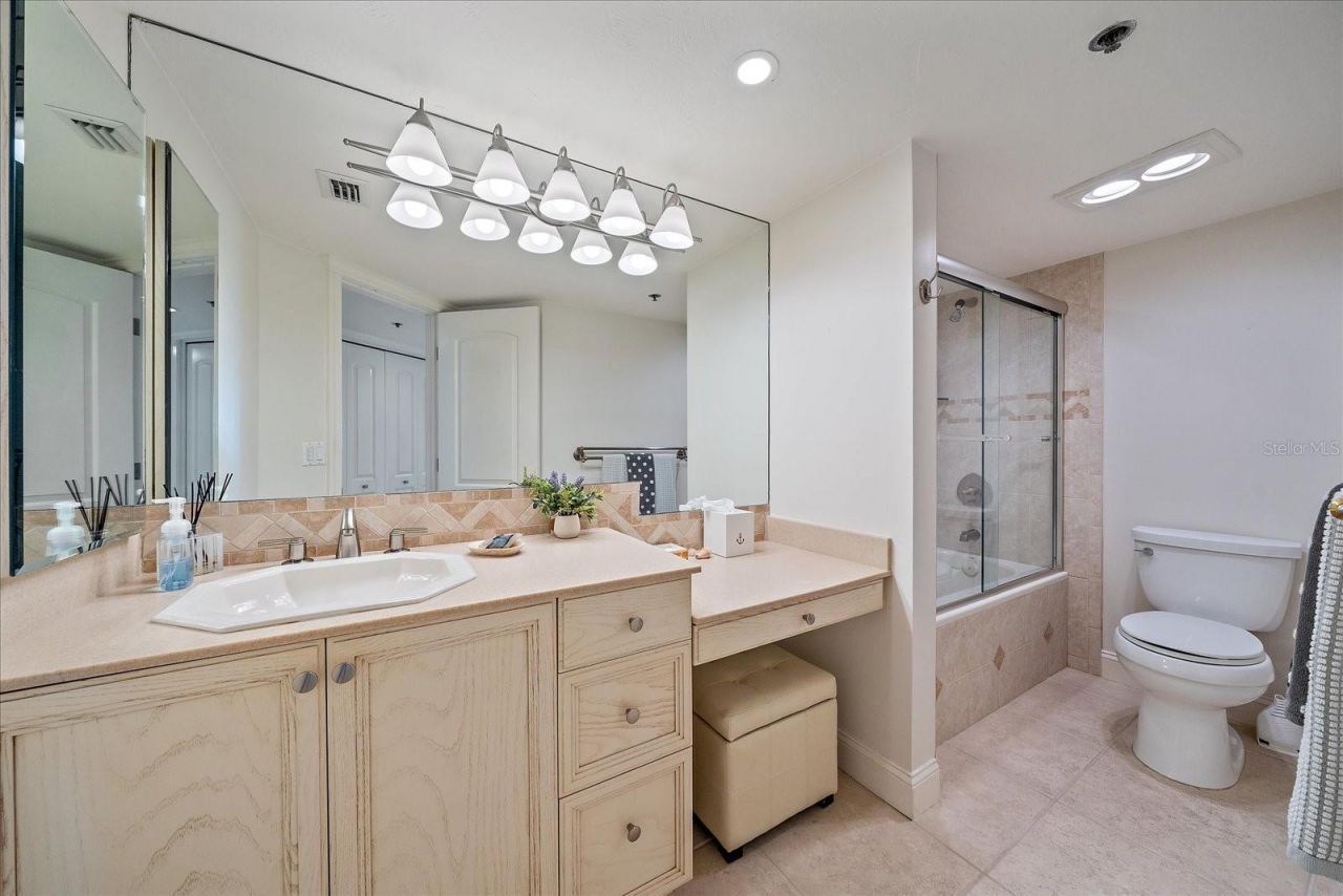 888 Blvd Of The Arts, Unit 1008, Sarasota, FL 34236 Photo