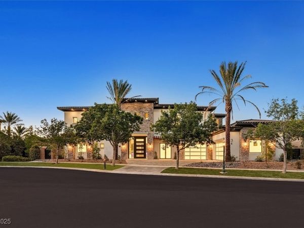 34 Vintage Canyon Street, Las Vegas, NV 89141