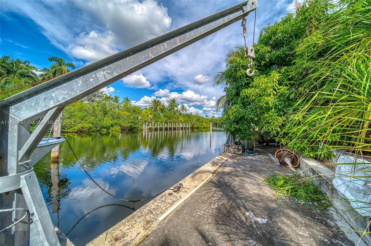 9370 Balada St, Coral Gables, FL 33156 Photo