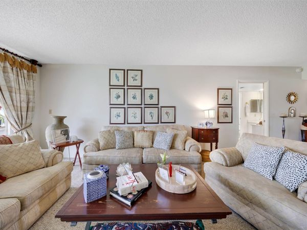 905 Cypress Terrace, Unit 202, Pompano Beach, FL 33069