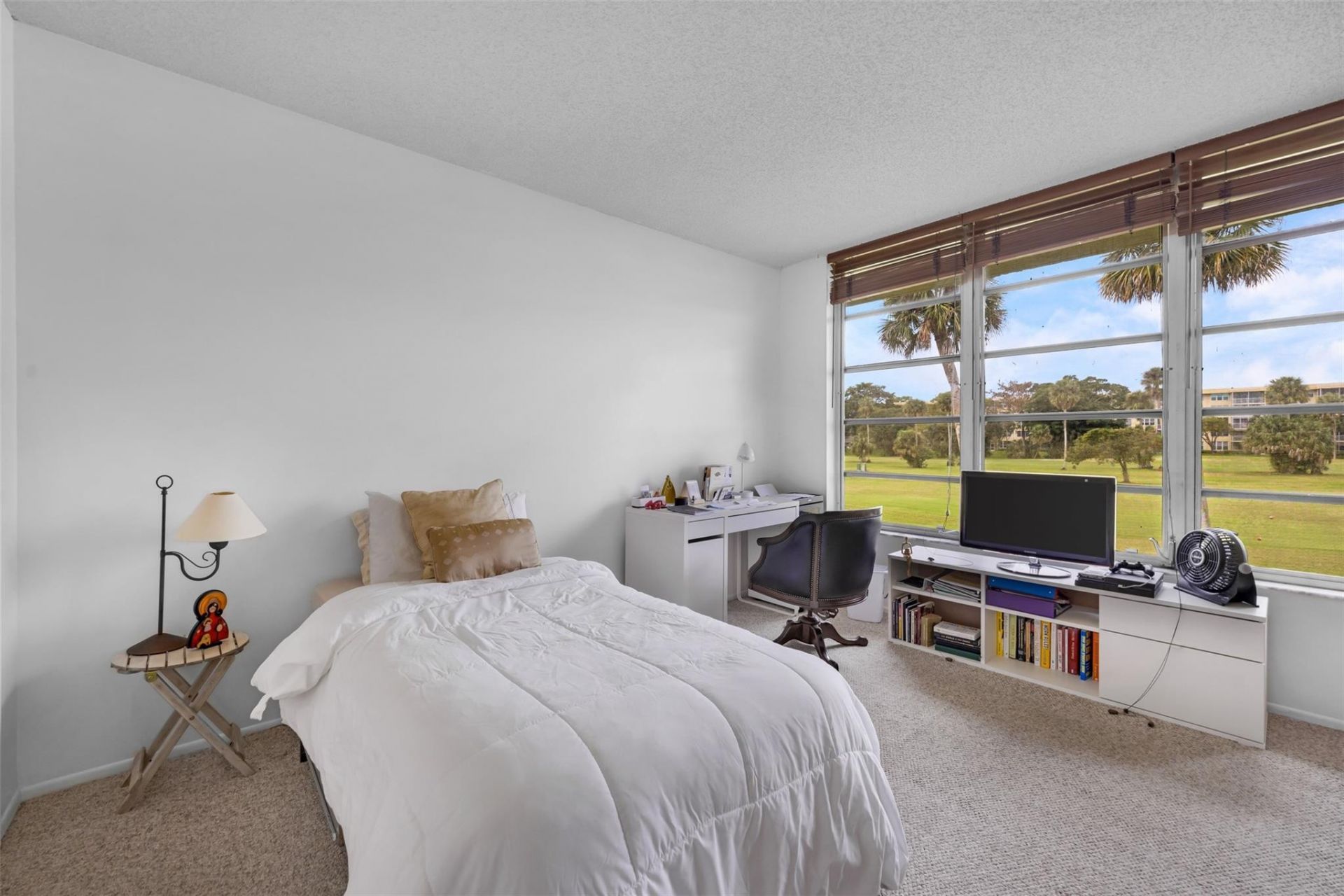 905 Cypress Terrace, Unit 202, Pompano Beach, FL 33069 Photo