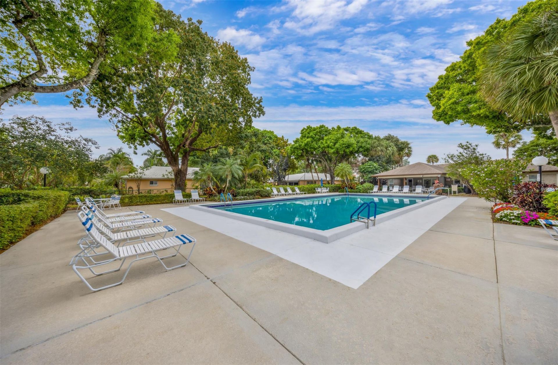 905 Cypress Terrace, Unit 202, Pompano Beach, FL 33069 Photo