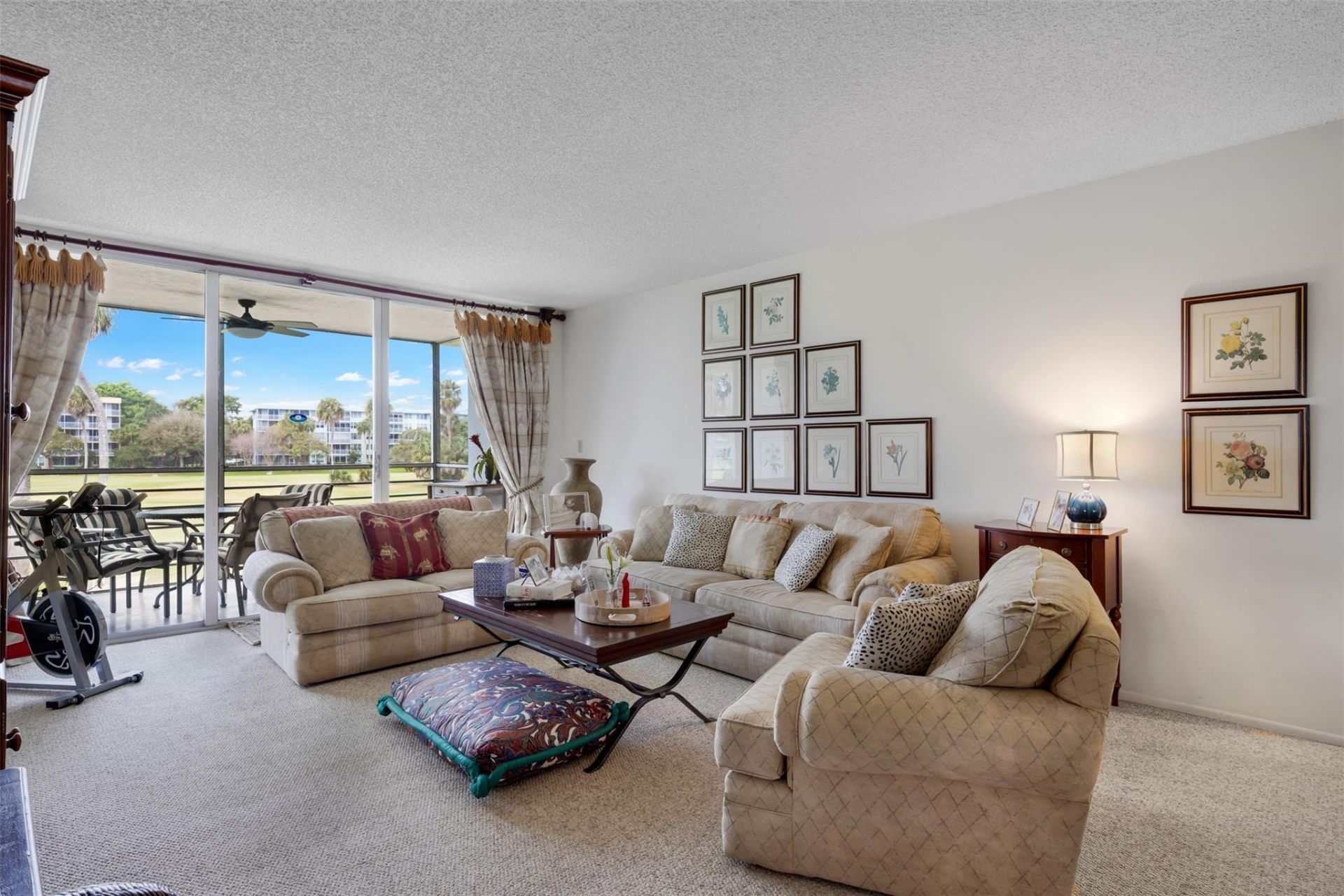 905 Cypress Terrace, Unit 202, Pompano Beach, FL 33069 Photo