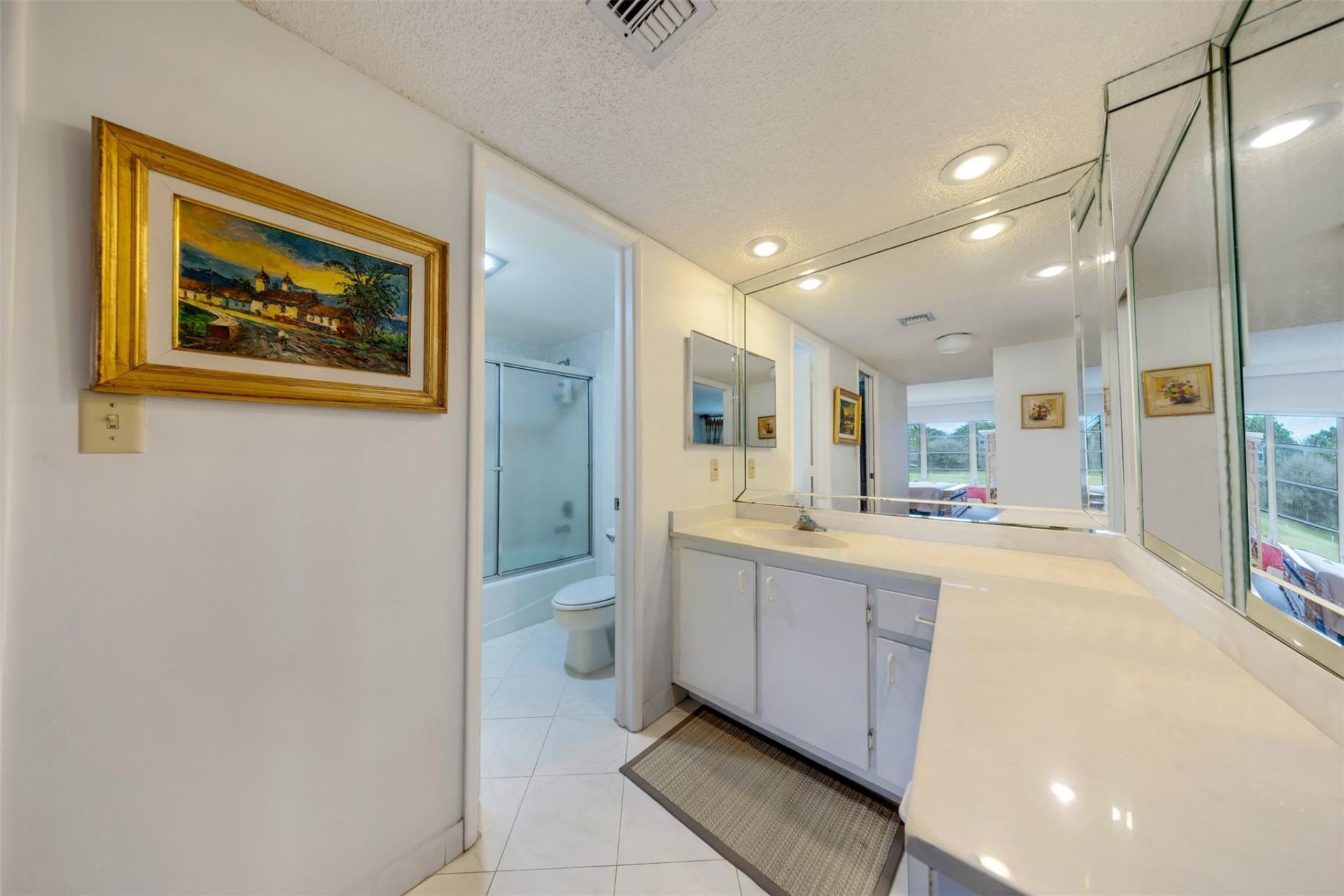 905 Cypress Terrace, Unit 202, Pompano Beach, FL 33069 Photo