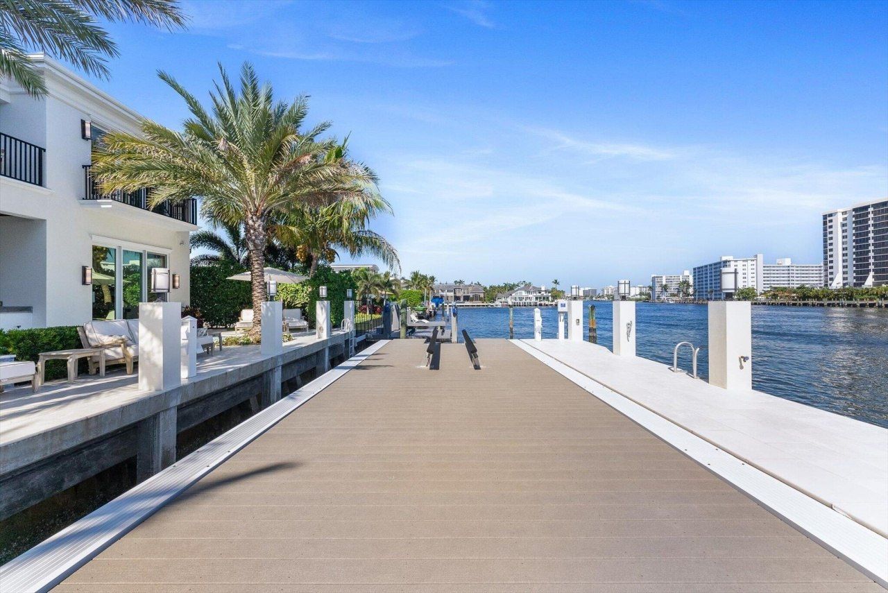 7212 NE 8th Drive, Boca Raton, FL 33487 Photo