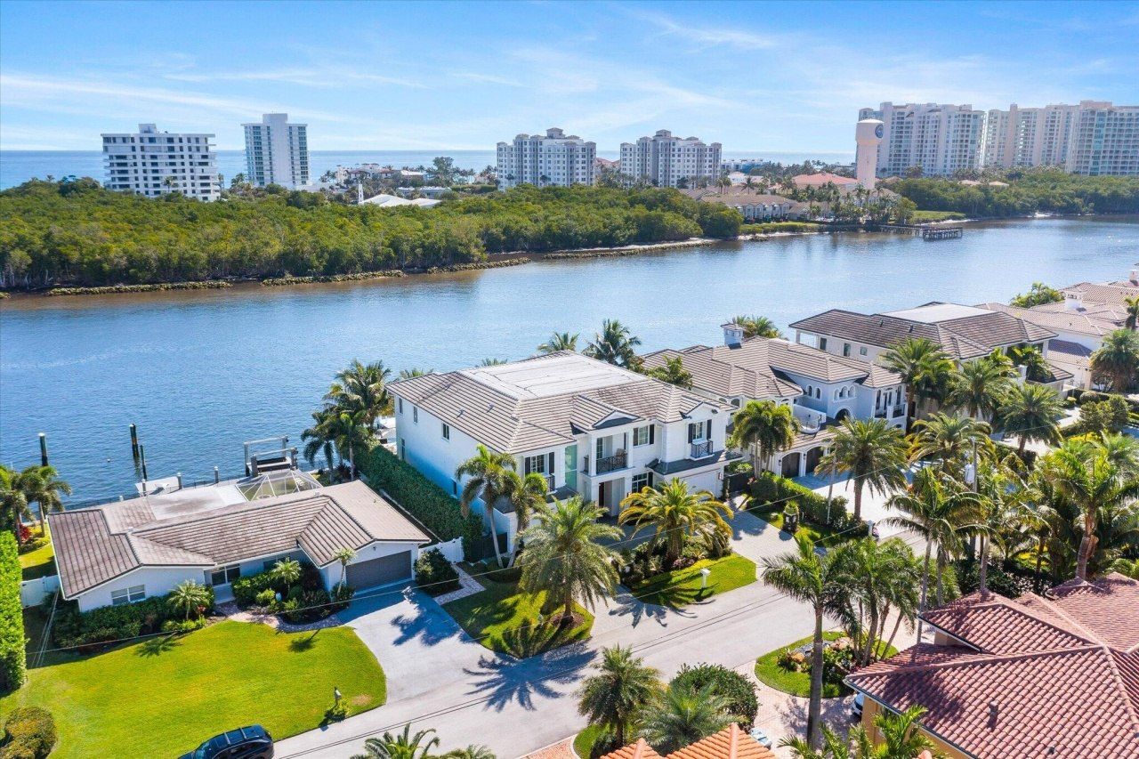 7212 NE 8th Drive, Boca Raton, FL 33487 Photo