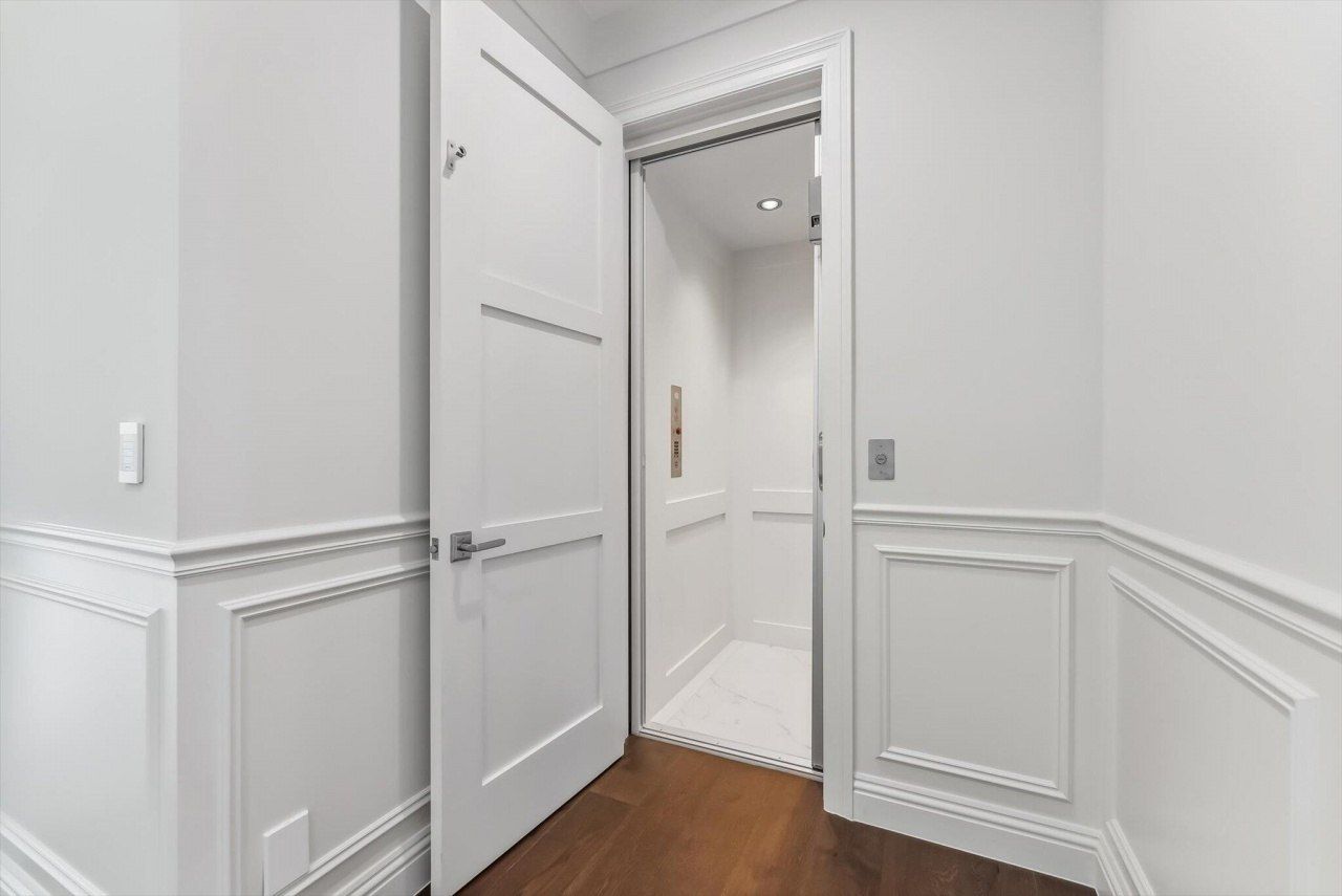 7212 NE 8th Drive, Boca Raton, FL 33487 Photo