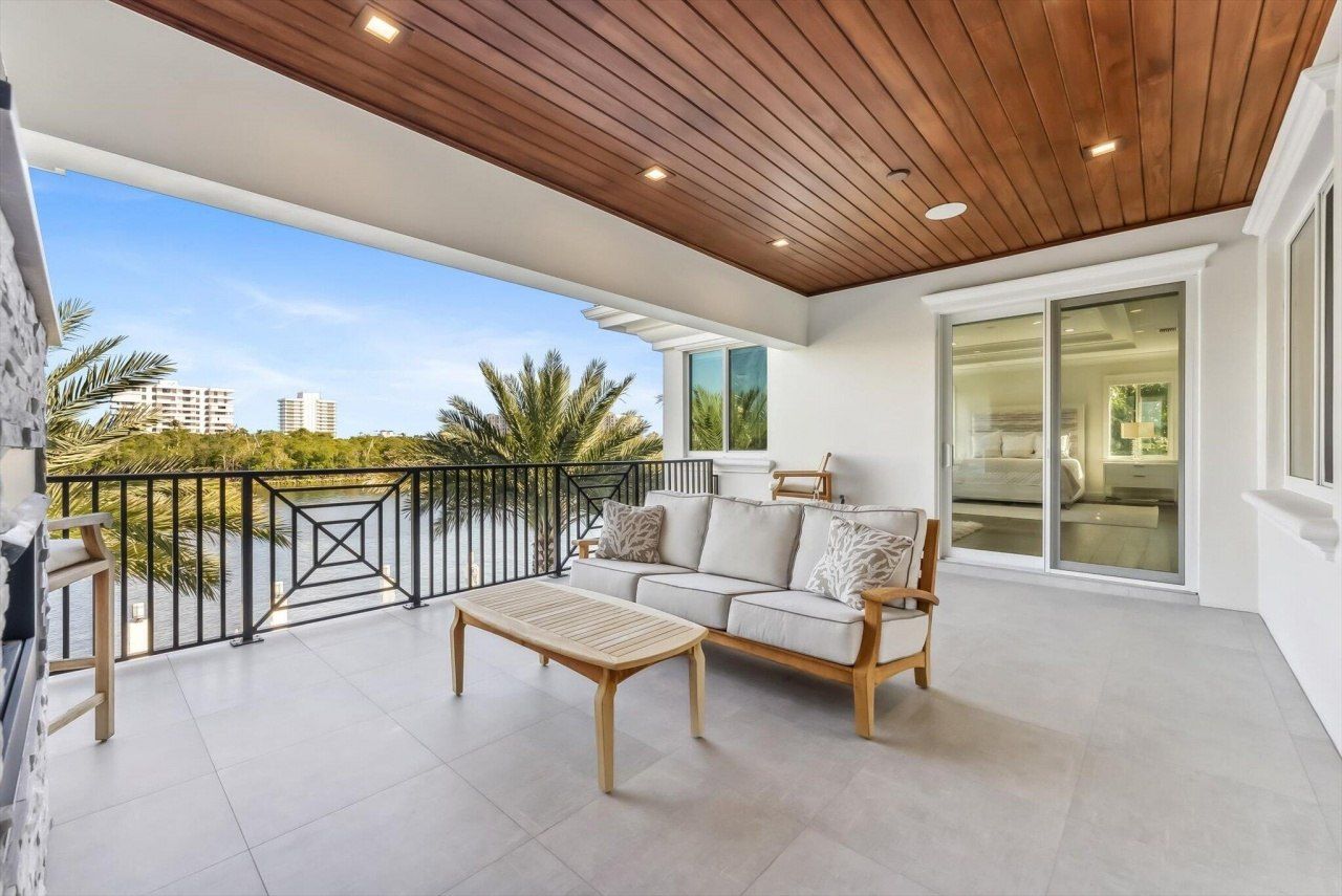 7212 NE 8th Drive, Boca Raton, FL 33487 Photo