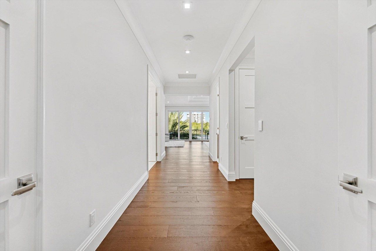 7212 NE 8th Drive, Boca Raton, FL 33487 Photo