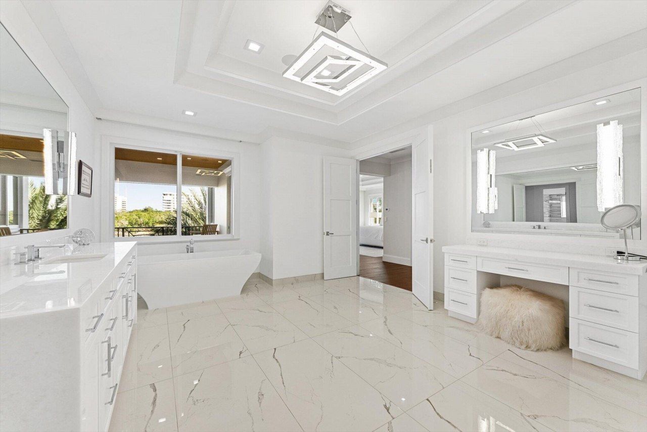 7212 NE 8th Drive, Boca Raton, FL 33487 Photo