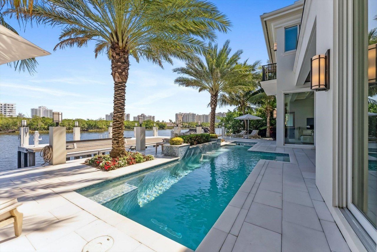 7212 NE 8th Drive, Boca Raton, FL 33487 Photo