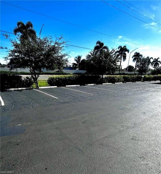 6028 Radio Rd, Unit 6000, Naples, FL 34104 Photo