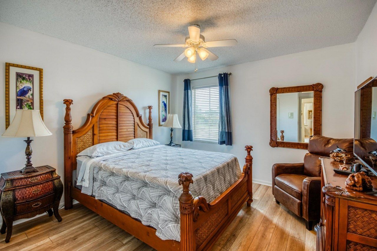 8201 Sandpiper Way, West Palm Beach, FL 33412 Photo