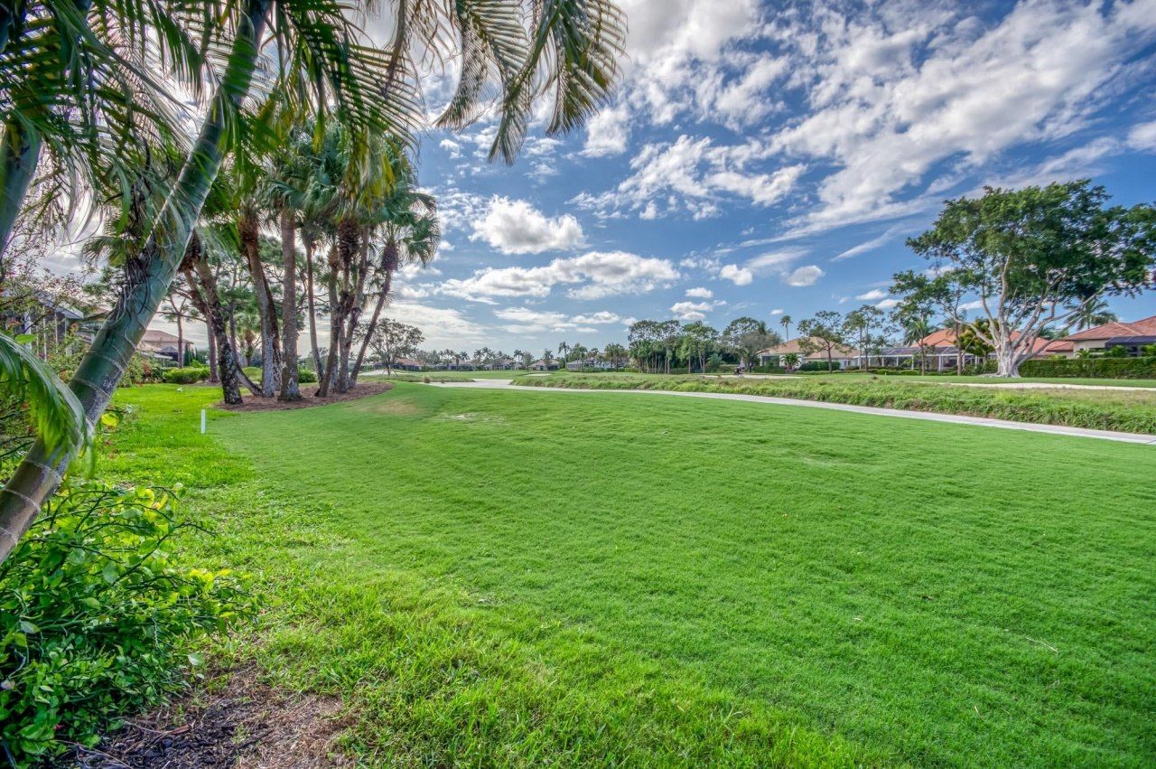 8201 Sandpiper Way, West Palm Beach, FL 33412 Photo