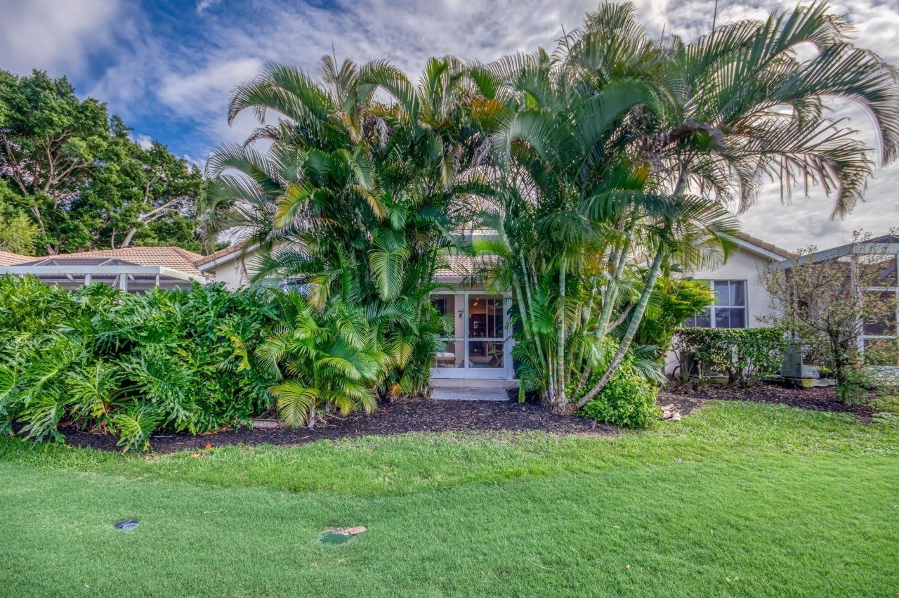 8201 Sandpiper Way, West Palm Beach, FL 33412 Photo